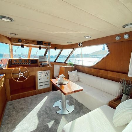Malmo'S Yacht Hotel Valencia Bagian luar foto